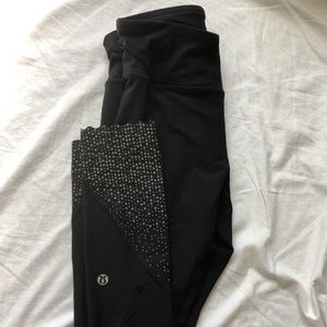 Black Lululemon leggings